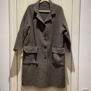 Wool and cashmere coat